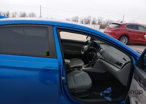 2017 Hyundai Elantra Se z USA, uszkodzony, nr VIN 5NPD84LF1HH021018